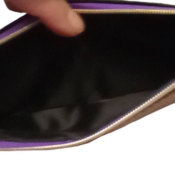 Disney ariel, little mermaid, trifold portfolio - Picture 11 of 11